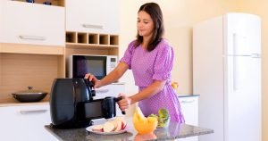 Air Fryer vs. Microwave