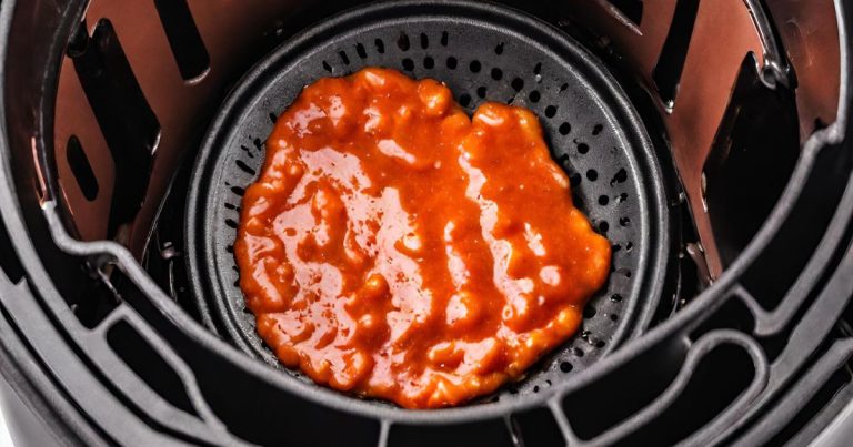 Can You Put Sauce in an Air Fryer