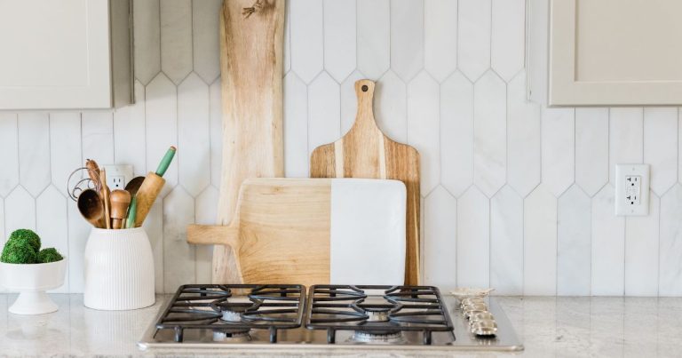 End Grain vs. Long Grain Cutting Board